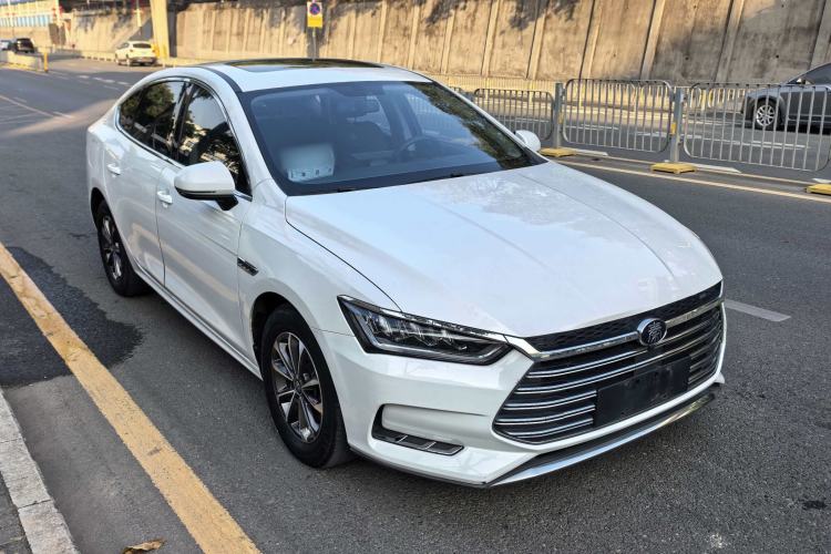 Used BYD Qin Pro New Energy 2019 DM Super Edition 1.5TI Automatic Smart Connect X-Trail Model China V Standard

