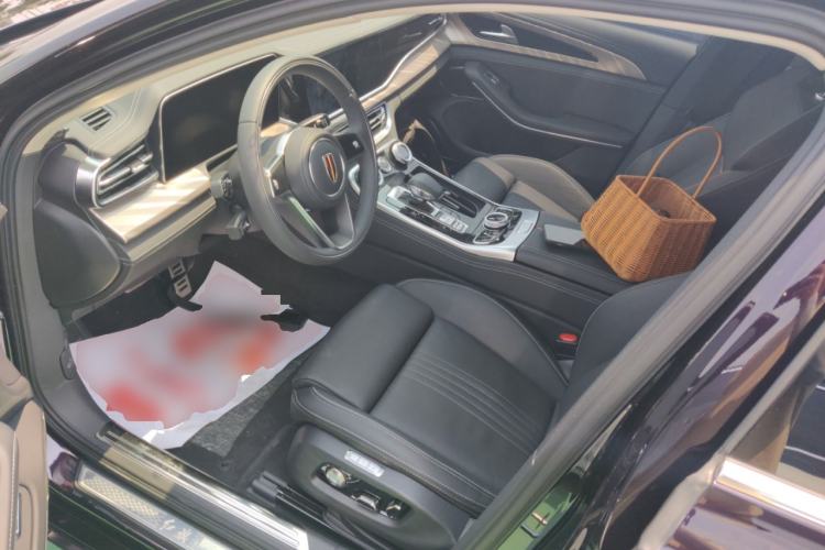 Used Hongqi H9 2022 2.0T Smart Connect Flagship Edition
