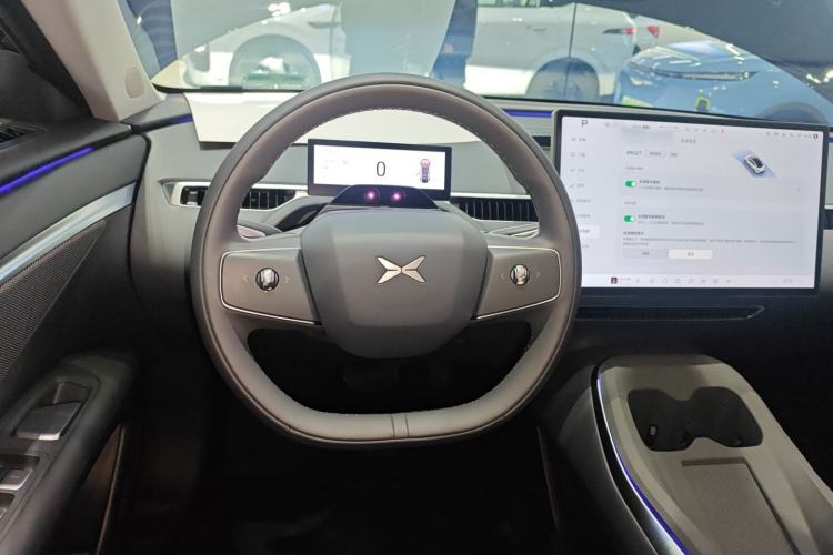 Used XPeng MONA M03 2024 620 with Ultra-Long Range
