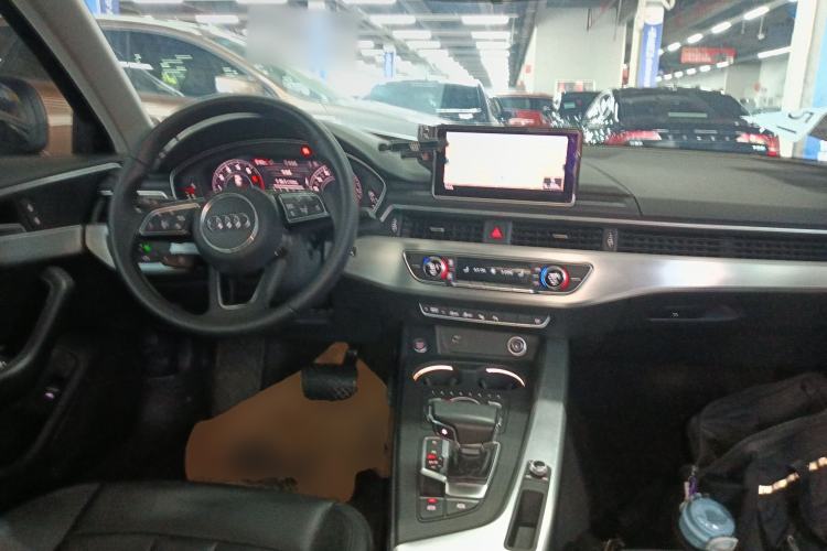 Used Audi A4L 2019 40 TFSI Fashion Version China V
