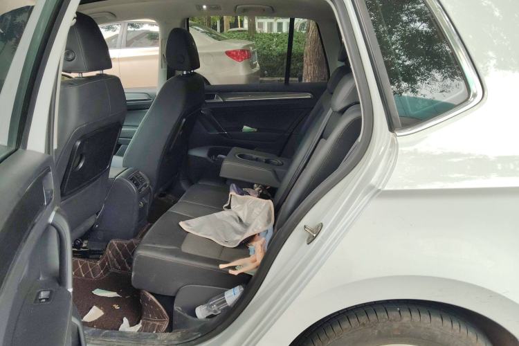 Used Volkswagen Golf Sportsvan 2018 230TSI Automatic Trend Edition
