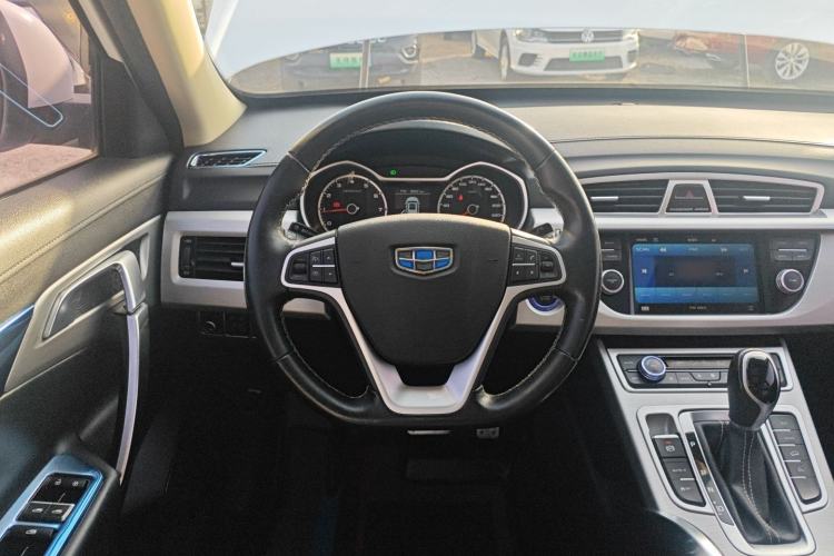 Used Geely Auto Emgrand X7 Sport 2016 1.8TD Automatic ZhiShang Model
