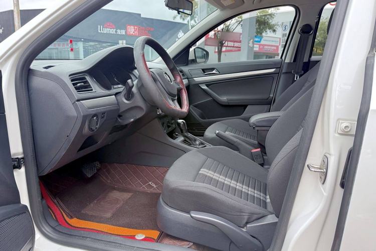 Used Volkswagen Lavida 2019 Lavida Start 1.5L Automatic Trendy Version China VI Standard
