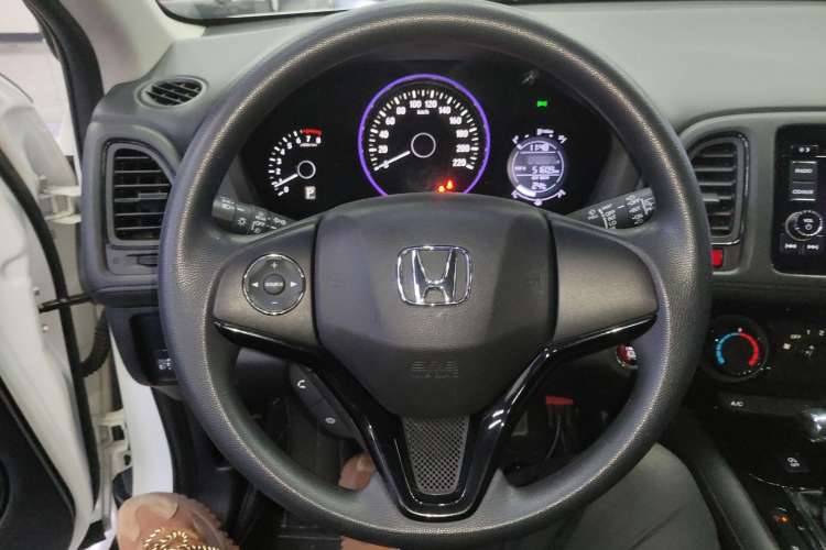 Used Honda Vezel 2017 1.8L CVT 2WD Elite Model
