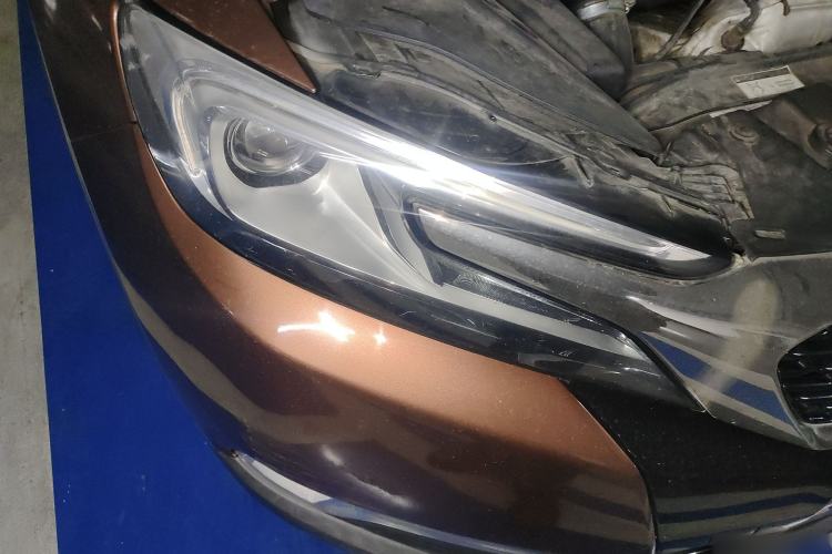 Used  6 2014 1.6T Luxury Edition THP200
