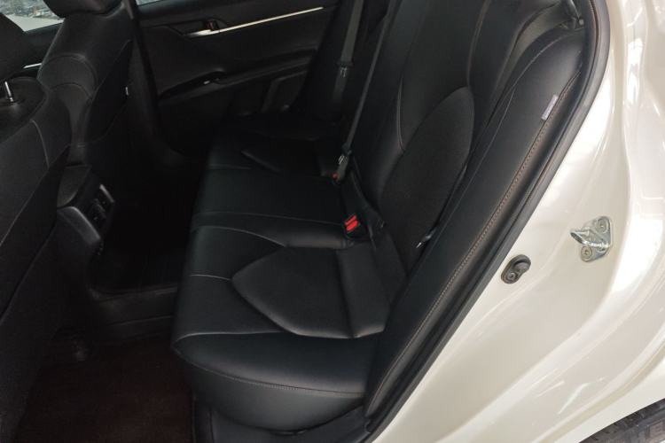 Used Toyota Camry 2019 2.0G Luxury Edition China VI Standard