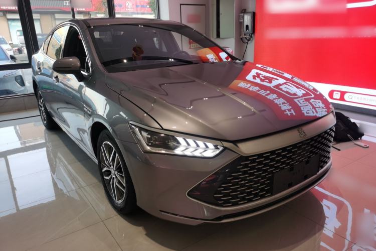 Used BYD Qin PLUS 2021 DM-i 55KM Flagship Model
