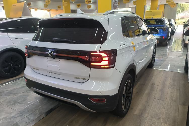Used Volkswagen Tacqua 2023 200TSI DSG Joy-Connect Edition
