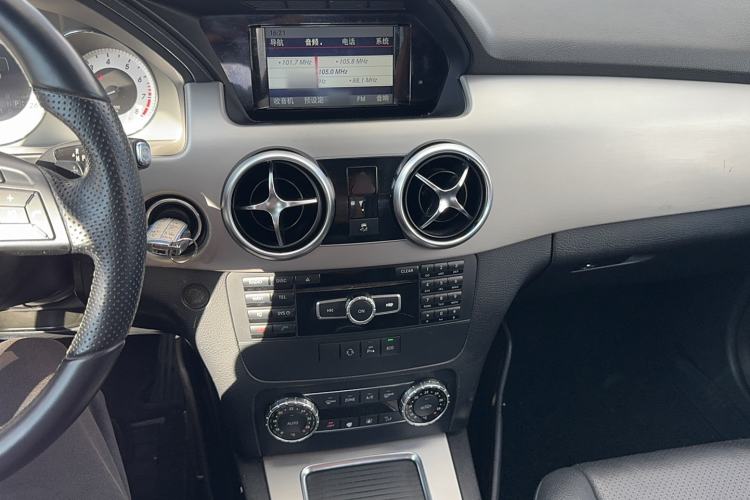 Used Mercedes-Benz GLK-Class 2014 GLK 260 4MATIC Dynamic Model