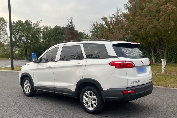 Used Wuling Hongguang S3 2019 1.5L Manual Standard Version China VI Standard
