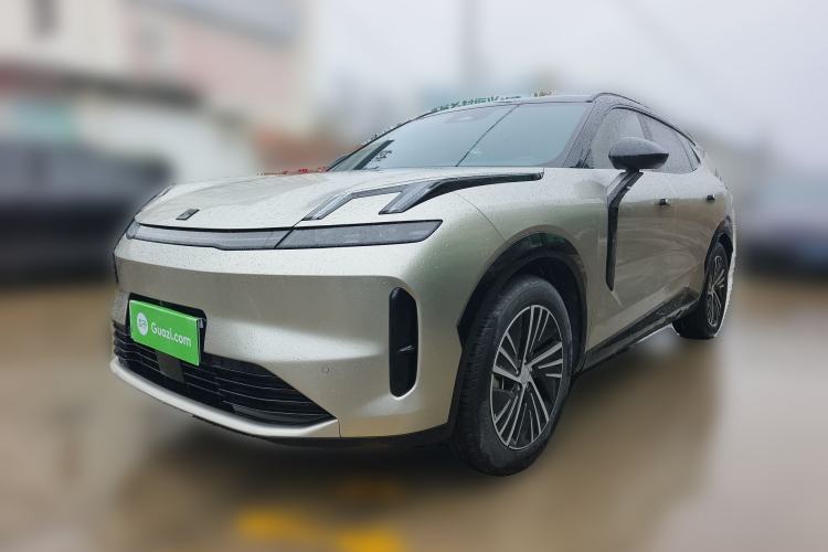 Used Lynk & Co 08 EM-P 2023 120km Long-Range Halo