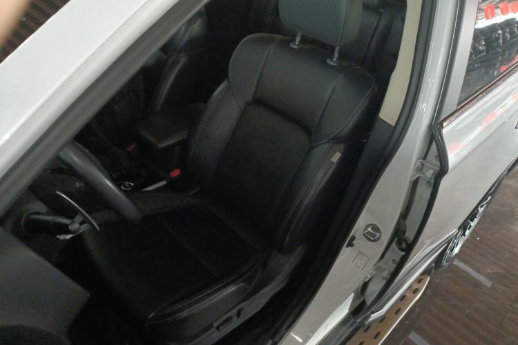 Used Mitsubishi Outlander 2019 2.4L 4x4 Zhi Xiang Edition 5 Seats China VI Standard
