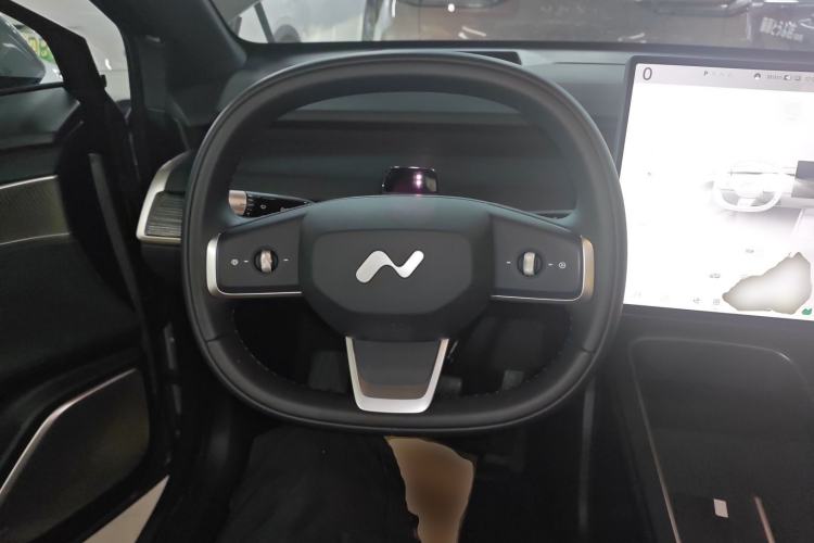 Used ONVO L60 2024 60 kWh Rear-Drive Version