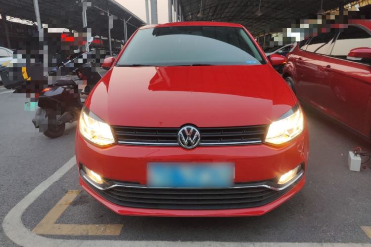 Used Volkswagen Polo 2016 1.6L Automatic Comfort Model
