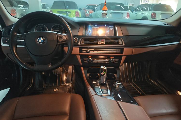 Used BMW 5 Series 2014 520Li Elegant Model