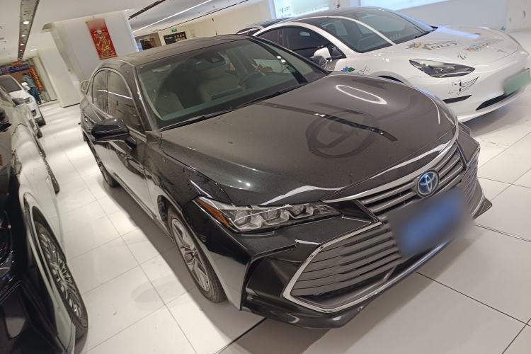 Used Toyota Avalon 2019 Dual-Engine 2.5L Luxury Edition China VI Standard
