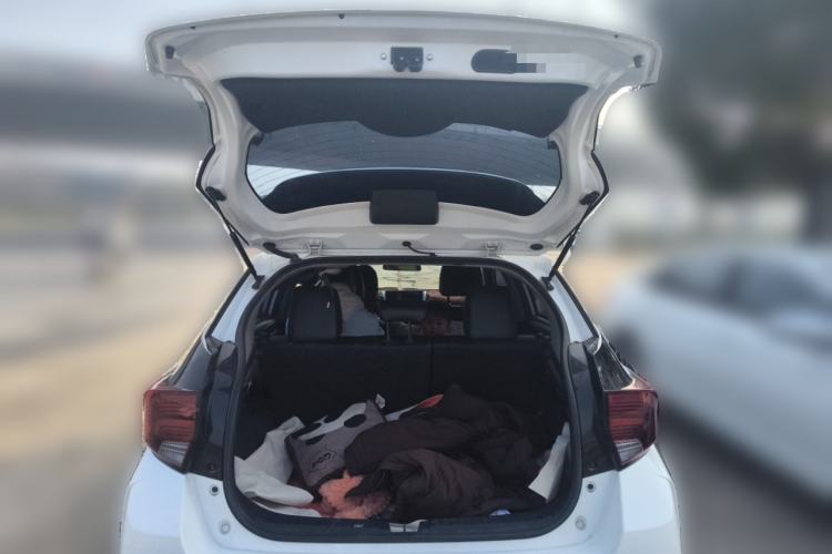 Used Toyota YARiS L 2022 X-Trail 1.5L CVT Luxury PLUS Edition
