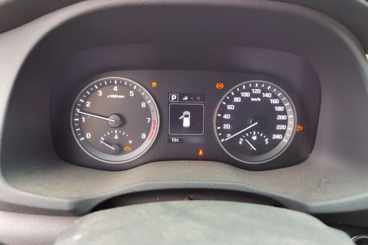 Used Hyundai Tucson 2015 1.6T Dual-Clutch Two-Wheel-Drive Smart Model