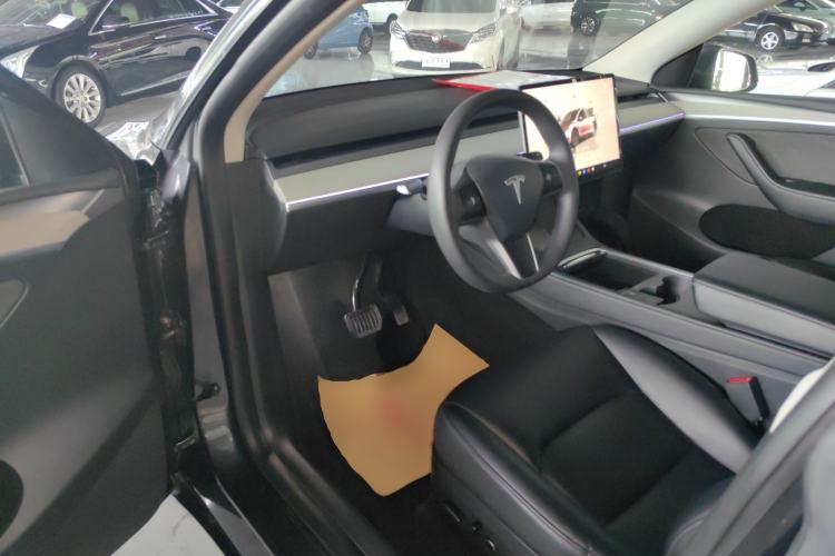 Used Tesla Model Y 2024 Rear-Wheel-Drive Version
