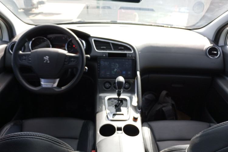 Used Peugeot 3008 2018 2.0L Automatic Classic Edition
