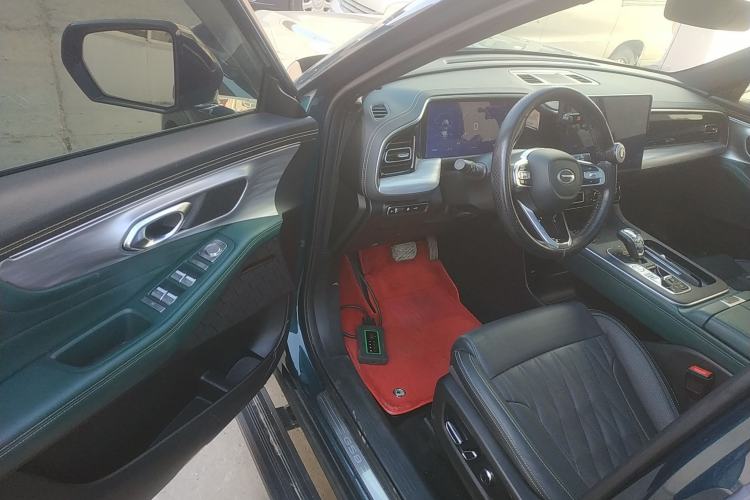 Used GAC Trumpchi GS8 2022 Linghang Series 2.0 TGDI Two-Wheel-Drive Luxury Smart Connectivity Version (7 Seats)