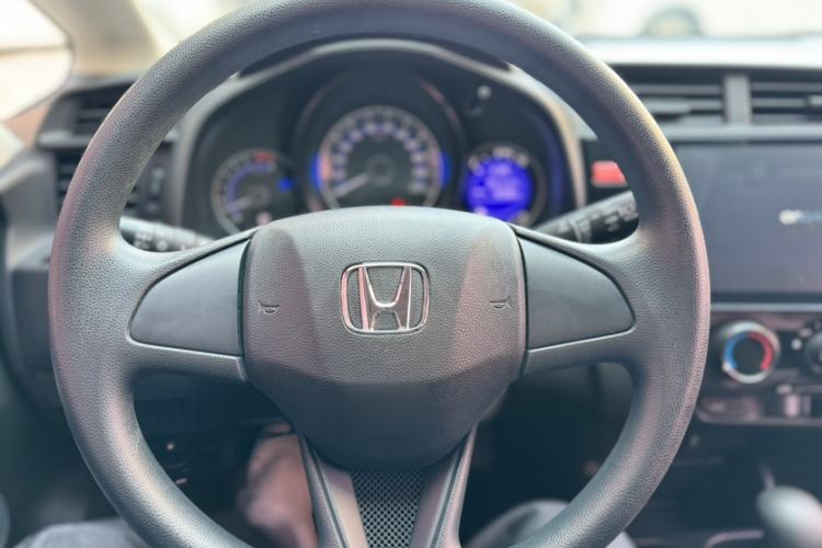 Used Honda Fit 2016 1.5L LXS CVT Comfort Sunroof Version
