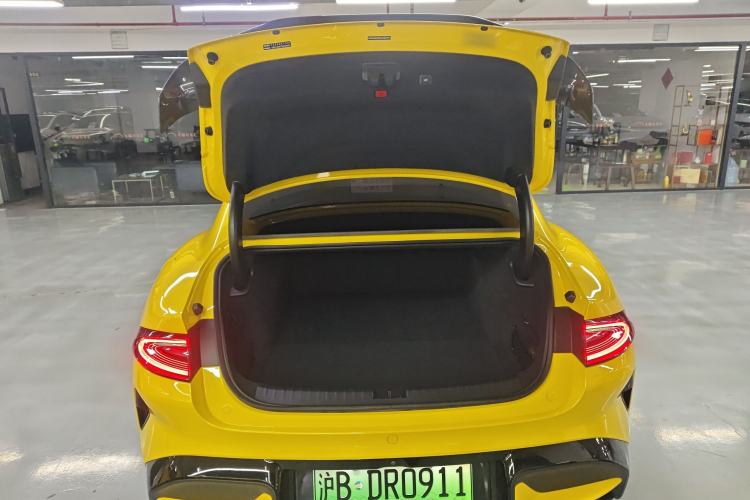 Used  SU7 Ultra 2025 Ultra Model
