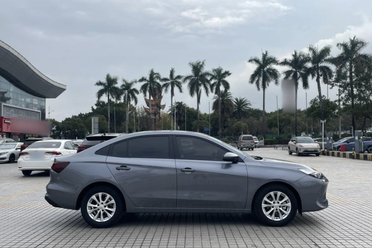 Used Roewe i5 2023 1.5L Manual Comfort Edition