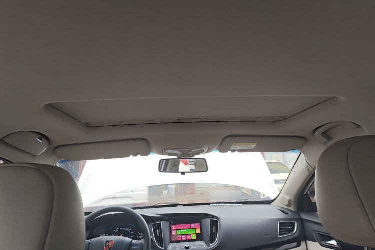 Used Roewe 360 2015 1.5L Automatic Luxury Edition
