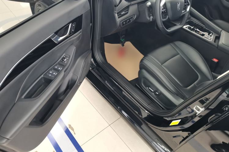 Used Bestune B70 2025 Dragon Edition 1.5T Enjoyment Model
