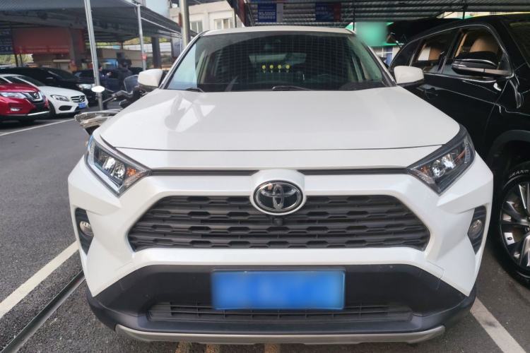 Used Toyota RAV4 2021 2.0L CVT Two-Wheel Drive Fashion PLUS Edition
