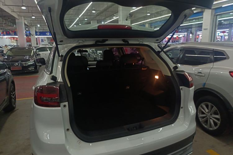 Used Geely Auto Emgrand X7 Sport 2021 Million Edition 1.8TD DCT Two-Wheel Drive Comfort Model
