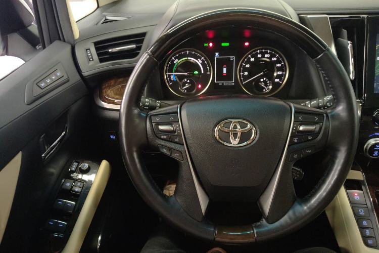 Used Toyota Alphard 2021 Dual-Engine 2.5L Luxury Edition
