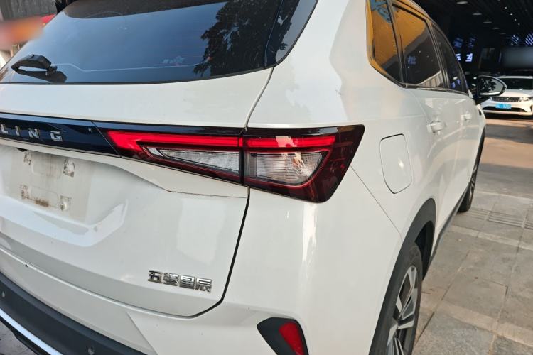 Used Wuling Asta 2021 1.5T CVT Starlight Edition
