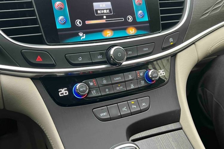 Used Buick LaCrosse 2018 28T Avenir