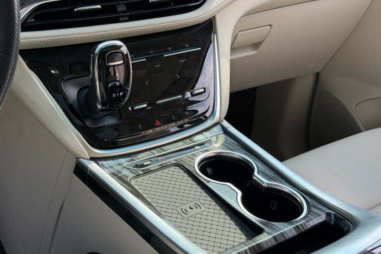 Used Buick GL8 2022 ES Landtrek 653T Comfort Edition