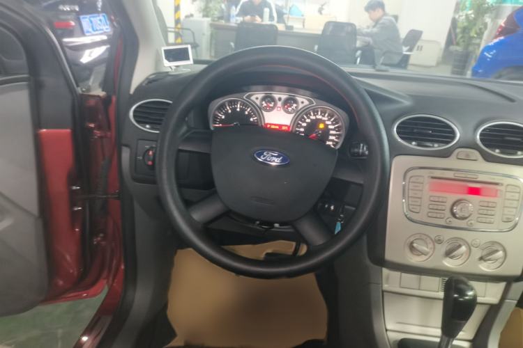 Used Ford Focus 2012 Hatchback Classic 1.8L Automatic Base Model
