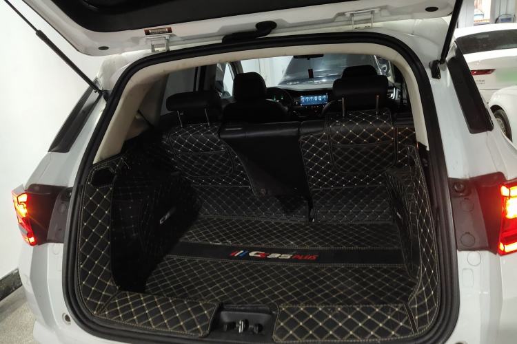 Used Changan CS35PLUS 2021 Honor Million Edition 1.6L Manual Luxury Model