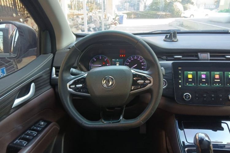 Used Dongfeng Ruichi 7 2022 2.3T Automatic All-Wheel Drive Diesel Standard Version with Long Cargo Bed M9T
