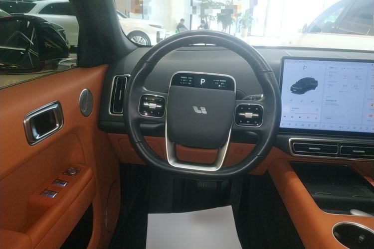 Used Li Auto L7 2023 Air model
