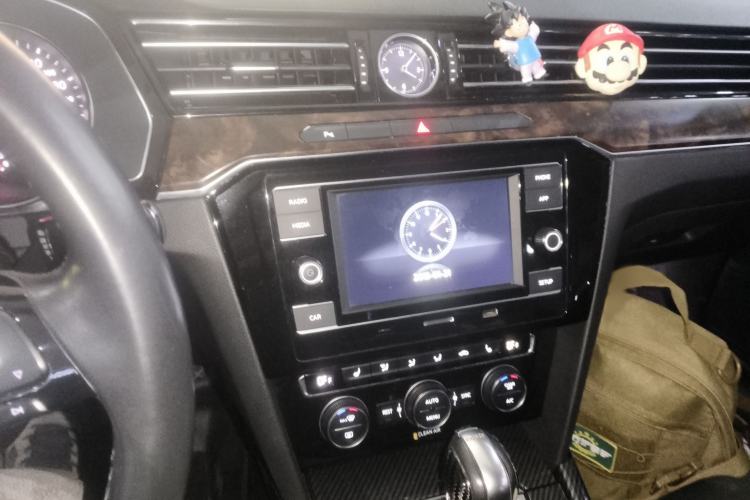 Used Volkswagen Magotan 2018 330TSI DSG Luxury Model
