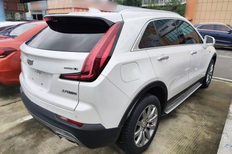 Used Cadillac XT4 2018 28T Two-Wheel Drive Leading Version
