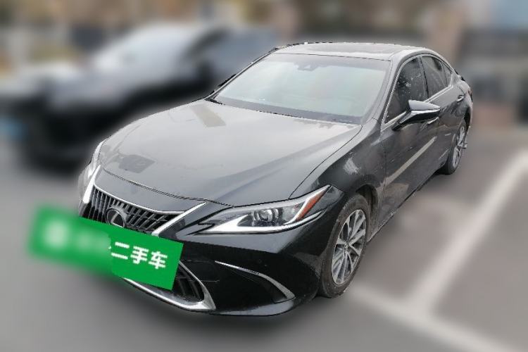 Used Lexus ES 2022 300h Excellence Edition
