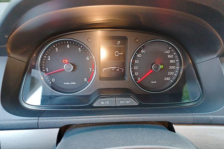 Used Volkswagen Lavida 2013 Restyled Classic 1.6L Automatic Comfort Edition
