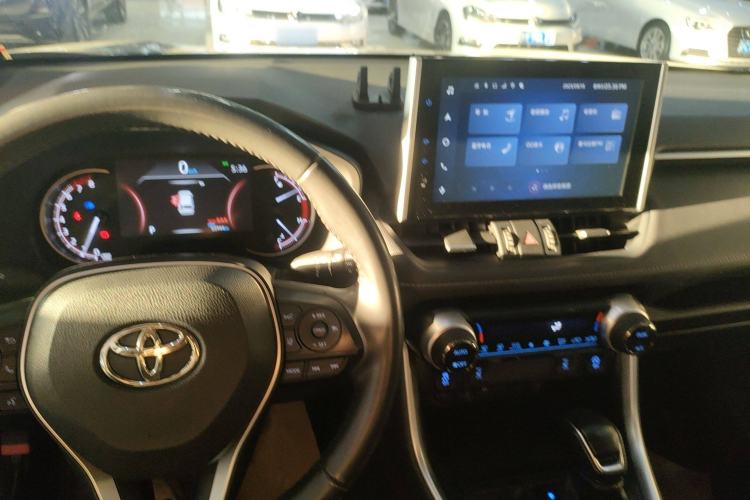 Used Toyota RAV4 2022 2.0L CVT Two-Wheel Drive Fashion Plus Edition
