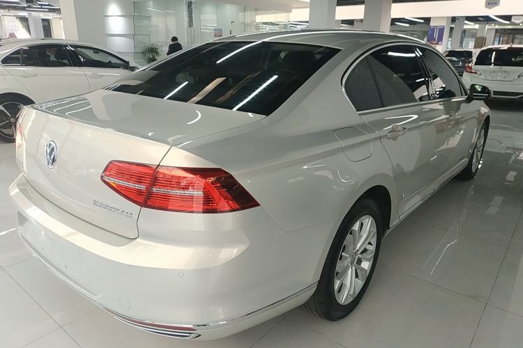 Used Volkswagen Magotan 2018 Facelift 330TSI DSG Luxury Model