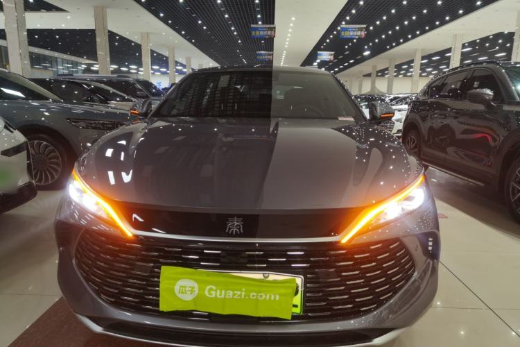 Used BYD Qin L 2025 DM-i Smart Drive 120KM Leading Model
