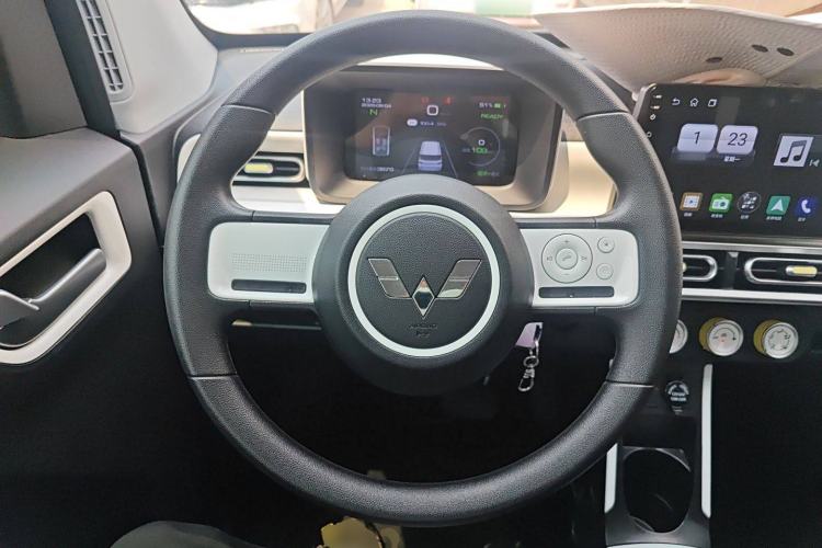 Used Wuling Hongguang MINIEV 2024 3rd Generation 215km Youth Edition
