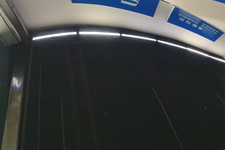 Used Tesla Model Y 2023 Long-Range All-Wheel-Drive Version
