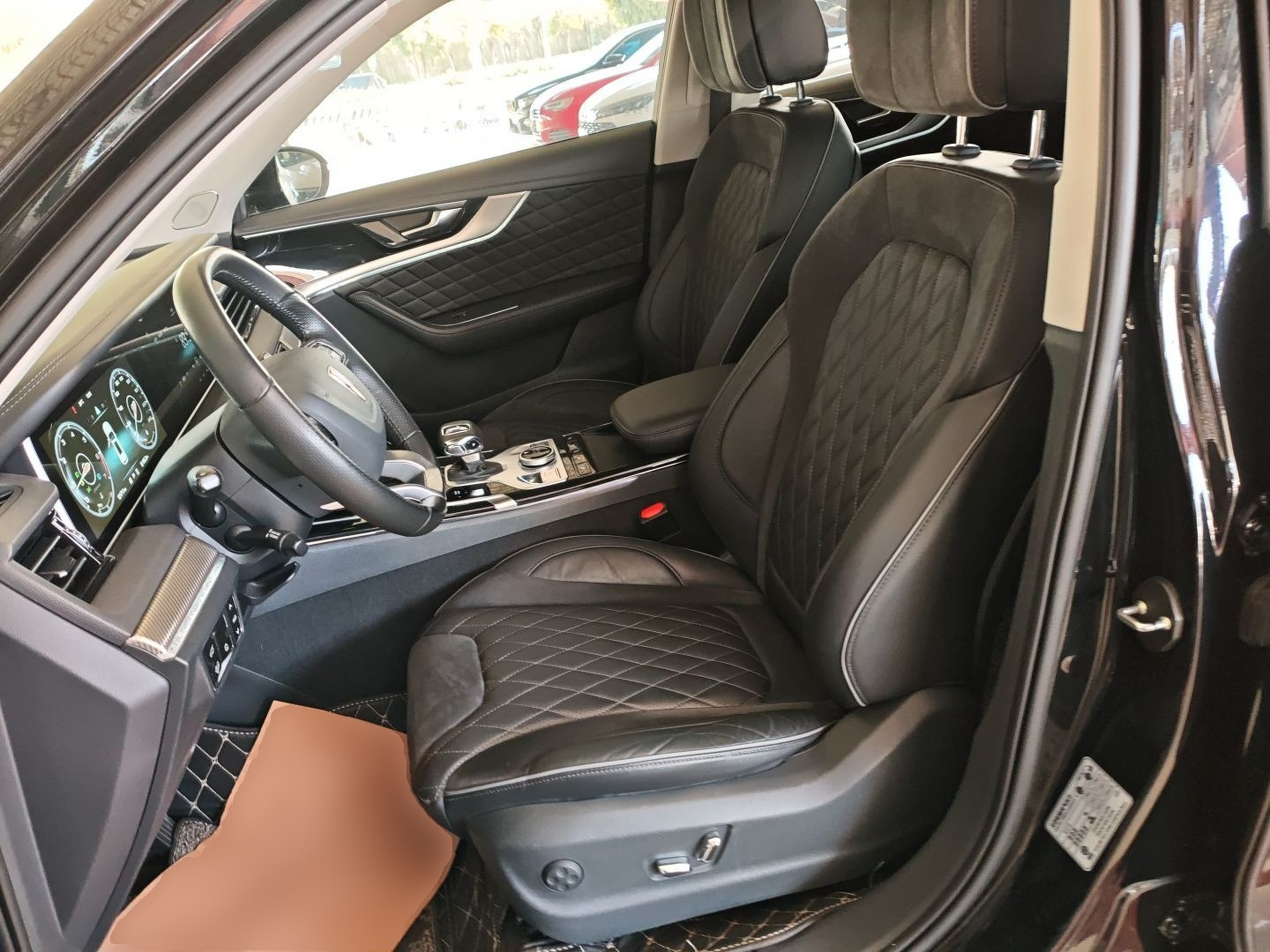 Переднее сиденье в автомобиле